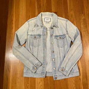 GUC Distressed jean jacket